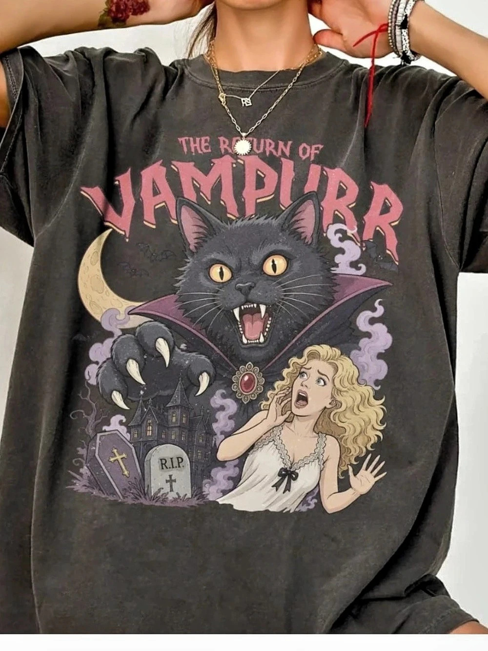 Comfort Colors Vampire Cat Graphic Short Sleeve Tee in Pepper